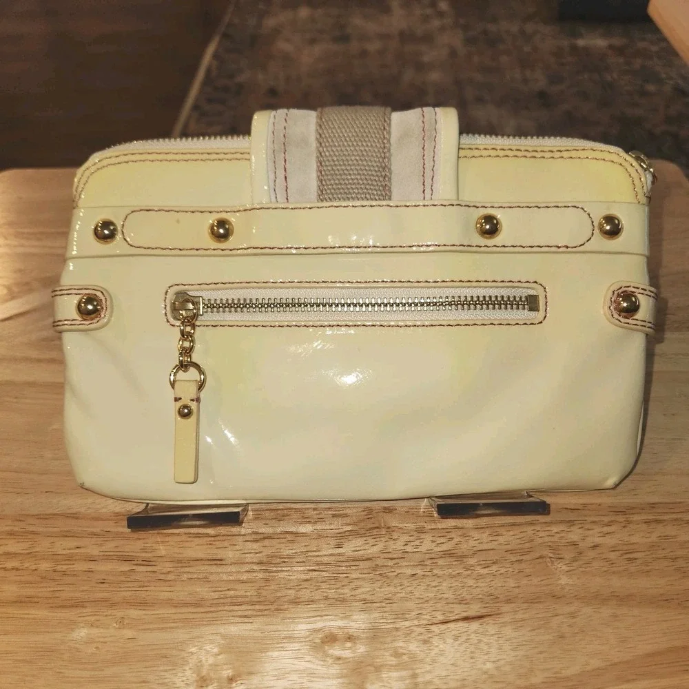Vintage Juicy Culture Clutch In‎ Cream Patent Leather W Dustbag Flaw